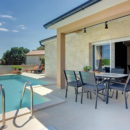Vila Una With Private Pool Near Rovinj - Open 2022 Rovinjsko Selo Extérieur photo
