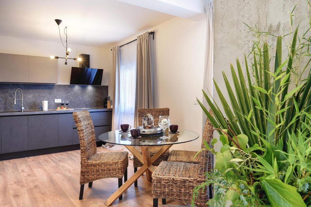 Vila Una With Private Pool Near Rovinj - Open 2022 Rovinjsko Selo Extérieur photo